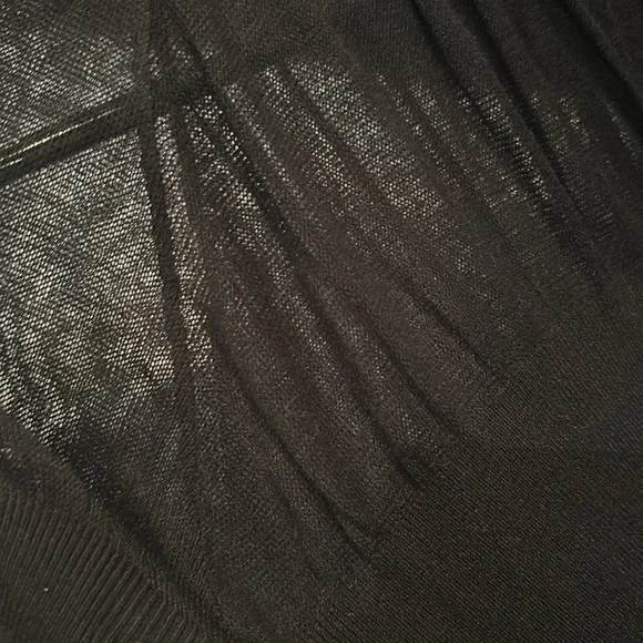 Partial Mesh top - Picture 2 of 3